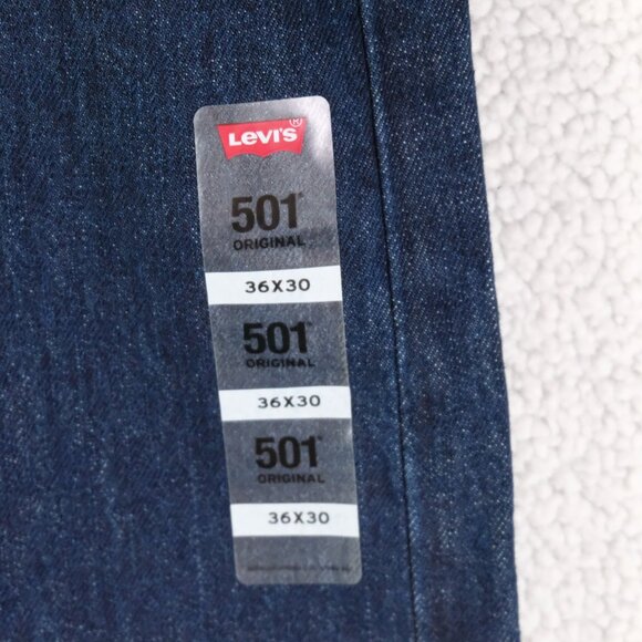 Levis 501 Jeans Mens 36x30 Blue Denim Straight Leg Button Fly Original Fit - Picture 4 of 14